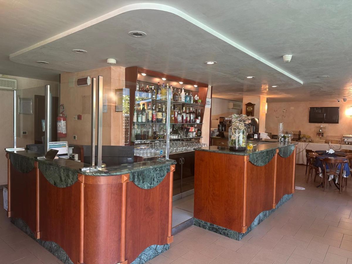 Hotel Bel Sogno Rimini Buitenkant foto