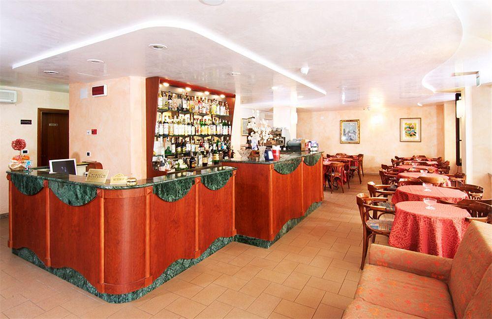 Hotel Bel Sogno Rimini Buitenkant foto
